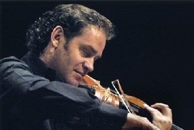 una imagen del violinista Paolo