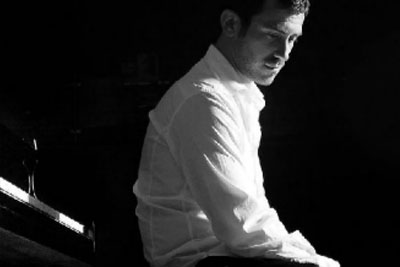 José Carra al piano