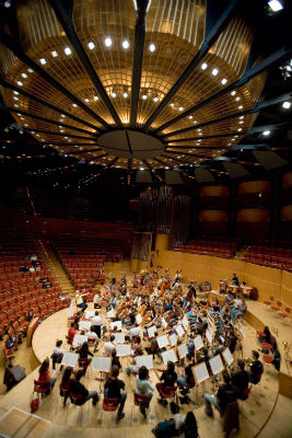 Orquesta West-Eastern Divan. Daniel Barenboim. Fundación Pública Andaluza Barenboim-Said. Teatro Cervantes.